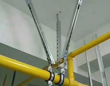 闸阀支撑架的质量要求。价格决定了阿鲁科尔抗震支撑框架的质量。